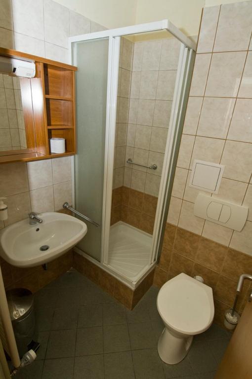 Karoly Robert Diakhotel Gyöngyös Zimmer foto